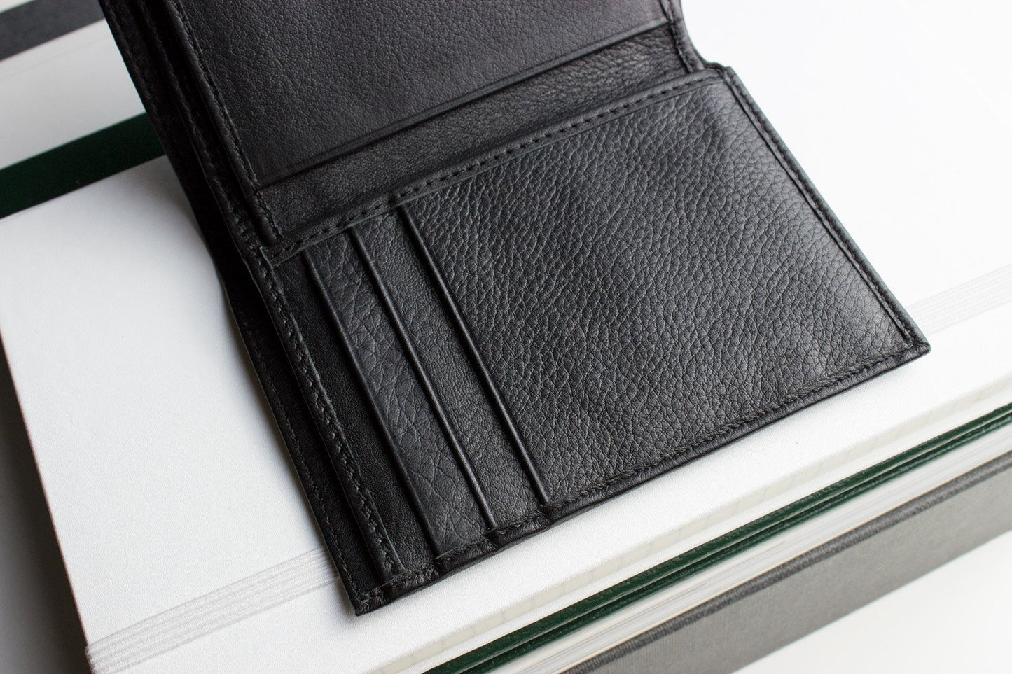 Slimfold plånbok med kortfack